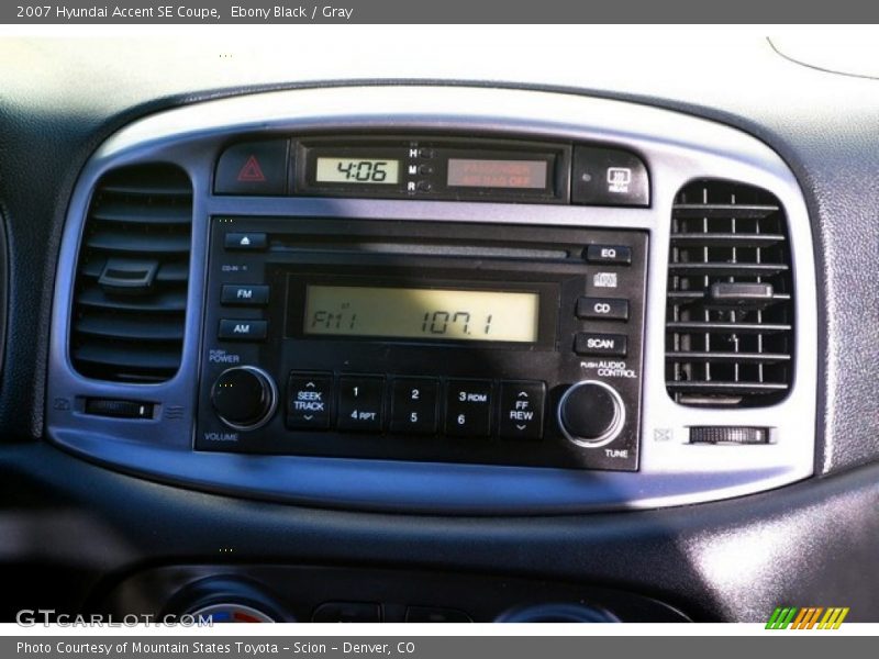 Ebony Black / Gray 2007 Hyundai Accent SE Coupe