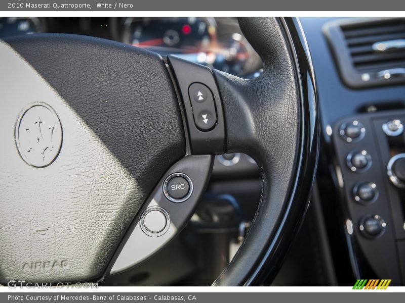 White / Nero 2010 Maserati Quattroporte