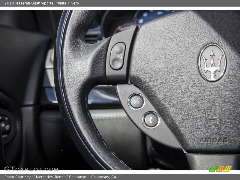 White / Nero 2010 Maserati Quattroporte