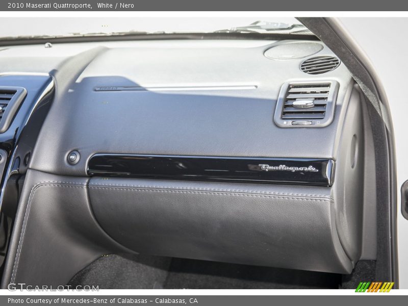 White / Nero 2010 Maserati Quattroporte