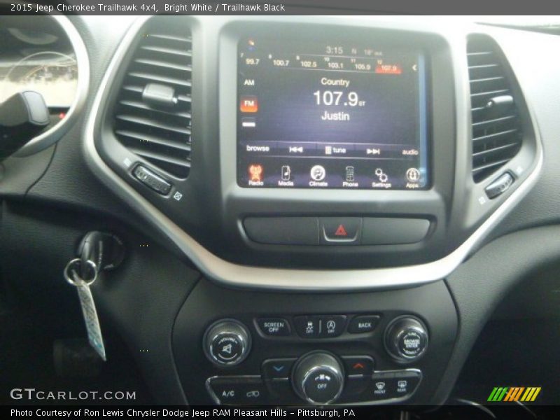 Bright White / Trailhawk Black 2015 Jeep Cherokee Trailhawk 4x4