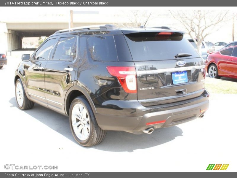 Tuxedo Black / Charcoal Black 2014 Ford Explorer Limited