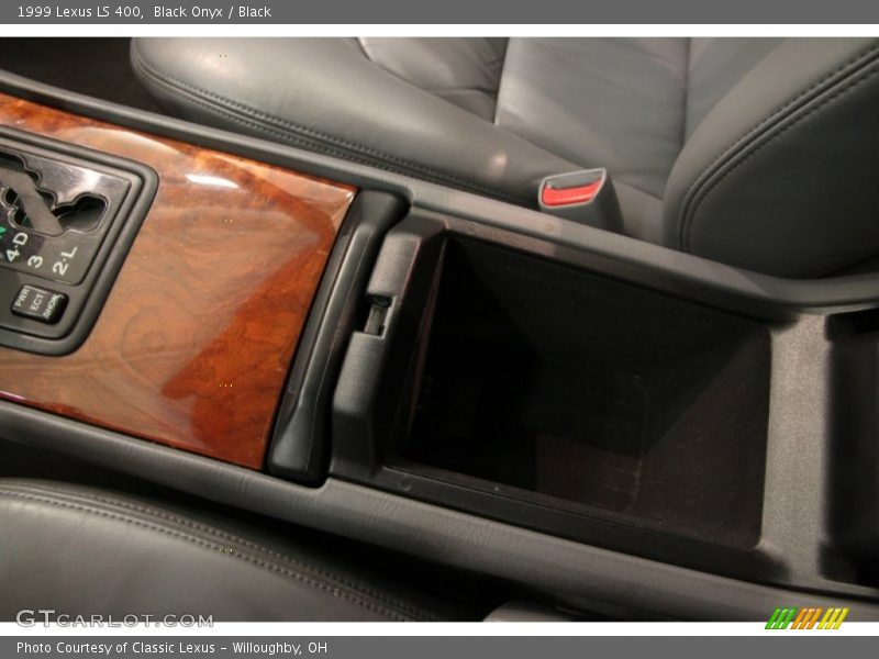 Black Onyx / Black 1999 Lexus LS 400