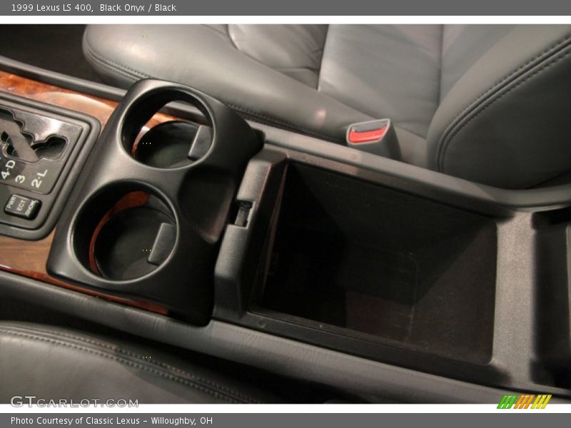 Black Onyx / Black 1999 Lexus LS 400