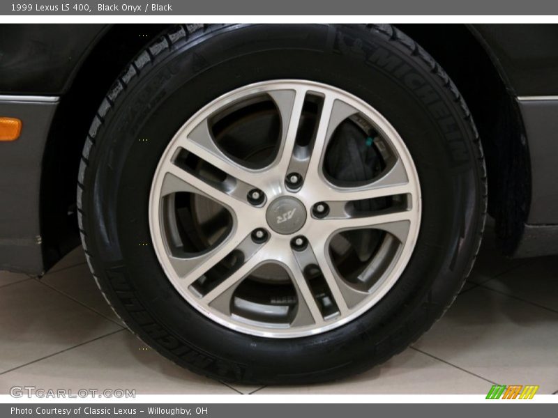 Black Onyx / Black 1999 Lexus LS 400