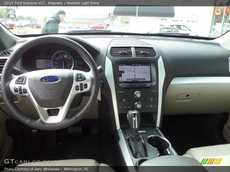 Magnetic / Medium Light Stone 2015 Ford Explorer XLT