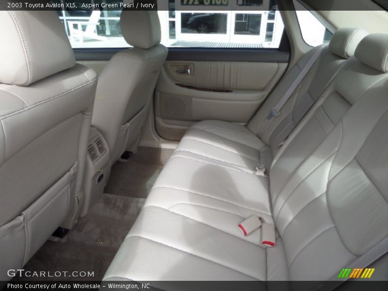 Aspen Green Pearl / Ivory 2003 Toyota Avalon XLS