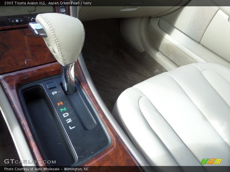 Aspen Green Pearl / Ivory 2003 Toyota Avalon XLS