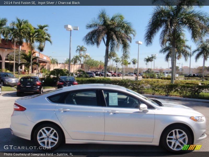 Ingot Silver / Charcoal Black 2014 Ford Fusion SE