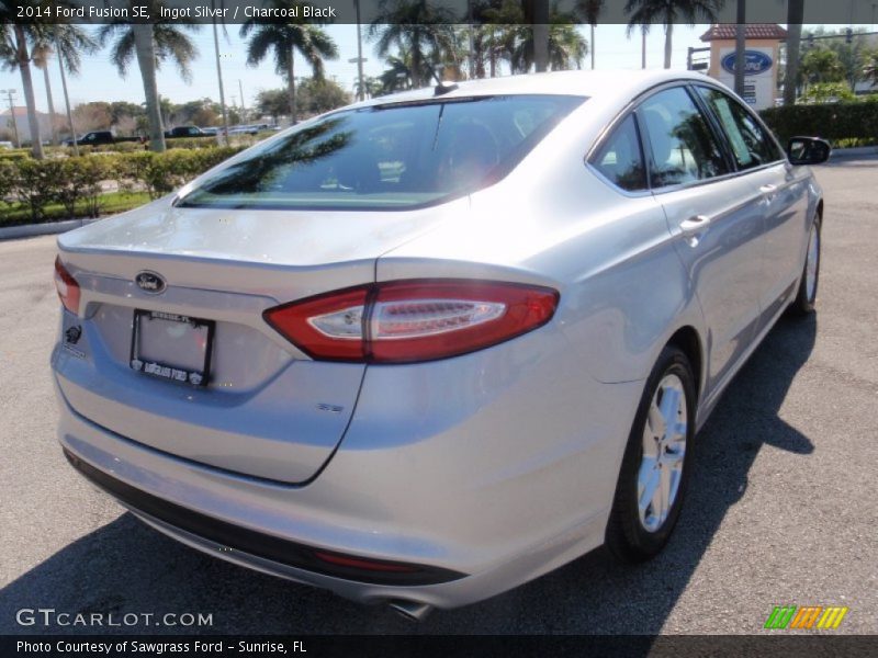 Ingot Silver / Charcoal Black 2014 Ford Fusion SE