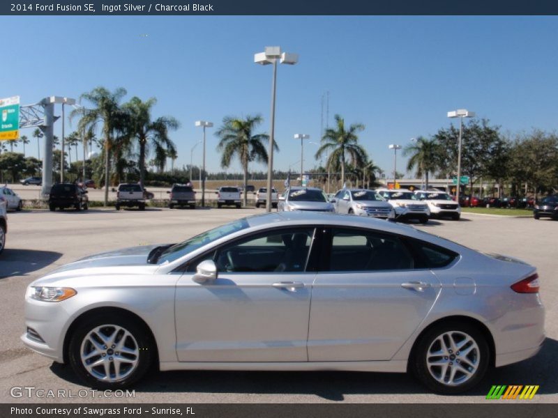Ingot Silver / Charcoal Black 2014 Ford Fusion SE