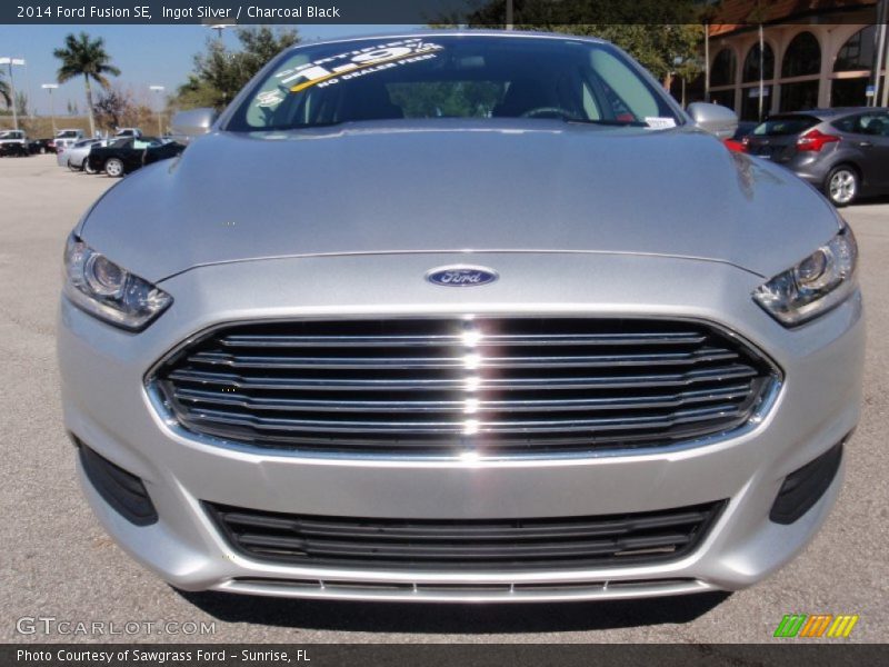 Ingot Silver / Charcoal Black 2014 Ford Fusion SE