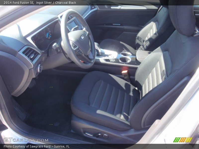 Ingot Silver / Charcoal Black 2014 Ford Fusion SE