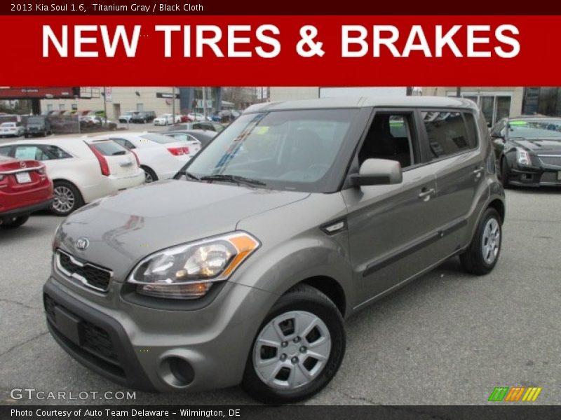 Titanium Gray / Black Cloth 2013 Kia Soul 1.6