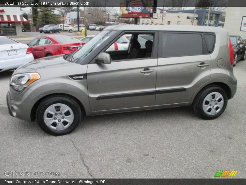 Titanium Gray / Black Cloth 2013 Kia Soul 1.6