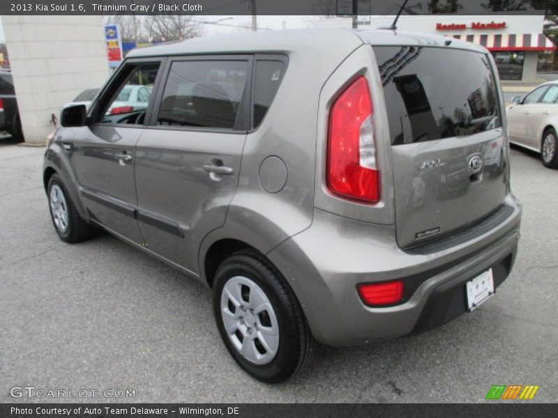 Titanium Gray / Black Cloth 2013 Kia Soul 1.6
