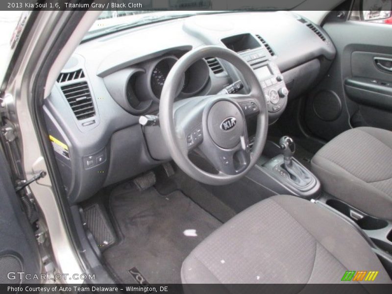 Titanium Gray / Black Cloth 2013 Kia Soul 1.6
