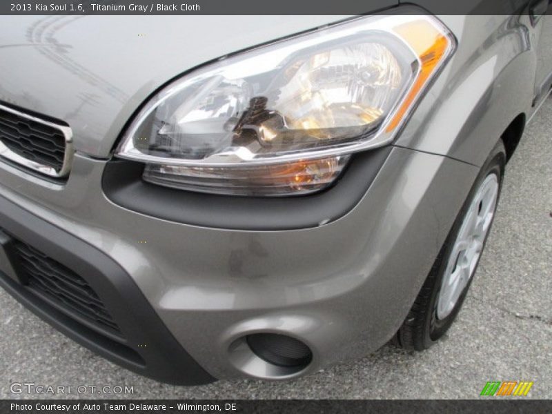 Titanium Gray / Black Cloth 2013 Kia Soul 1.6