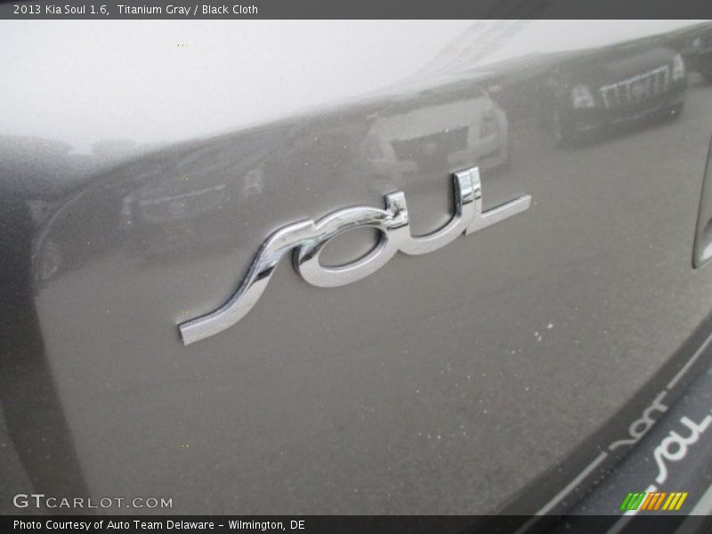 Titanium Gray / Black Cloth 2013 Kia Soul 1.6