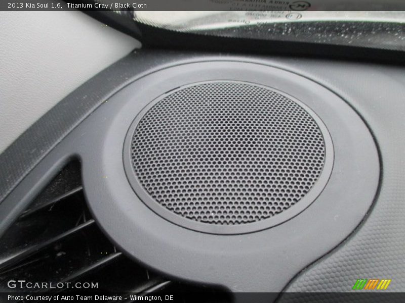 Titanium Gray / Black Cloth 2013 Kia Soul 1.6