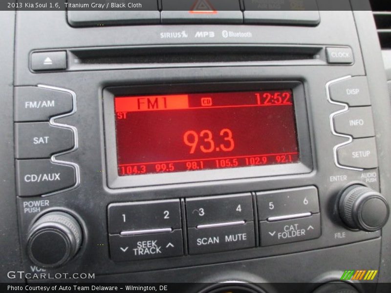 Titanium Gray / Black Cloth 2013 Kia Soul 1.6