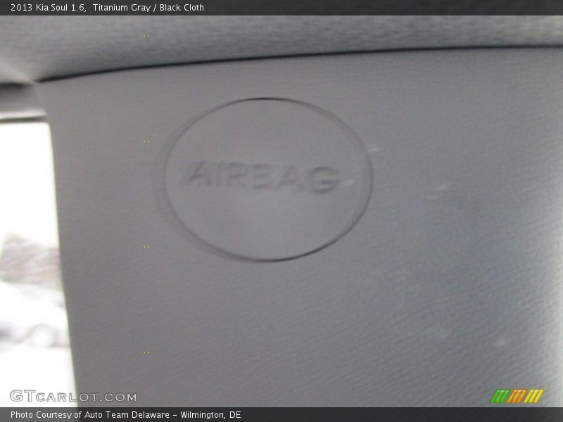 Titanium Gray / Black Cloth 2013 Kia Soul 1.6