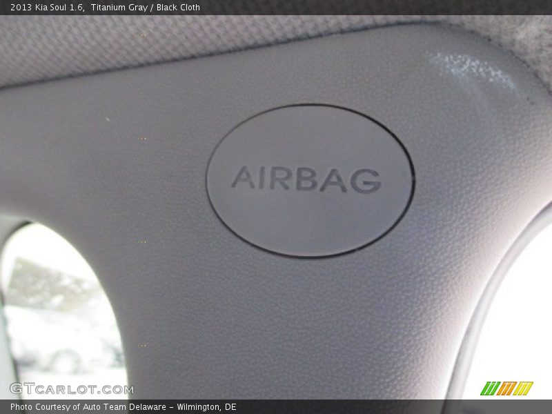 Titanium Gray / Black Cloth 2013 Kia Soul 1.6
