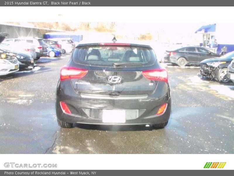 Black Noir Pearl / Black 2015 Hyundai Elantra GT