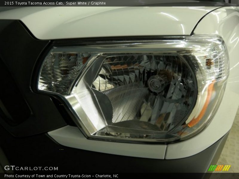 Super White / Graphite 2015 Toyota Tacoma Access Cab