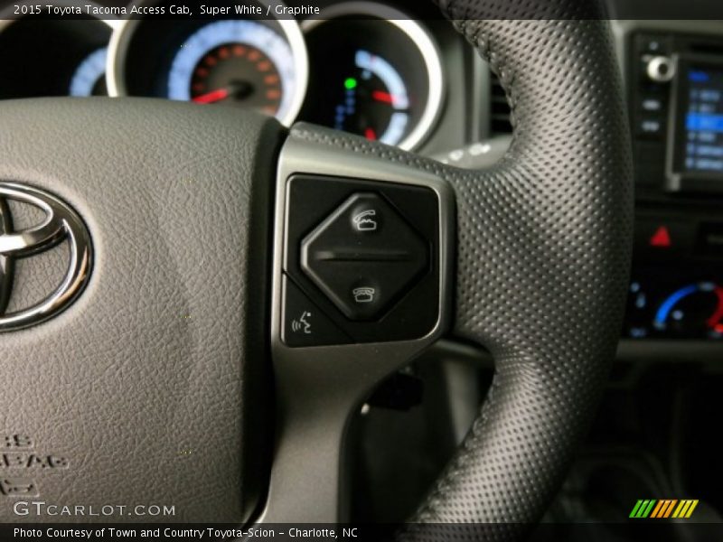 Super White / Graphite 2015 Toyota Tacoma Access Cab