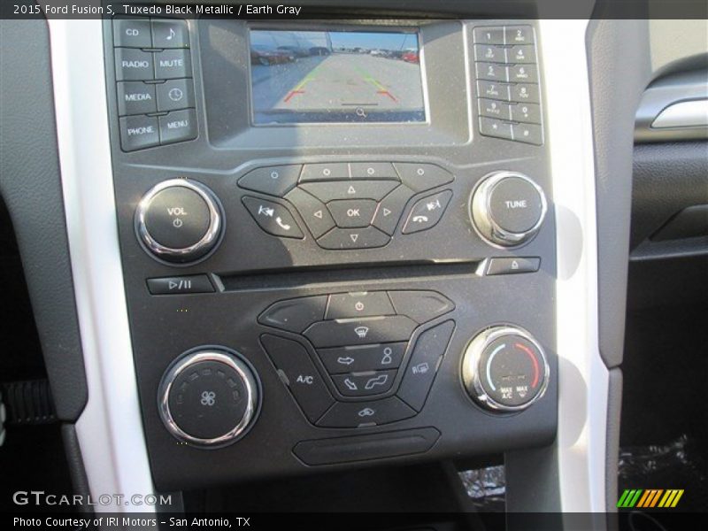 Tuxedo Black Metallic / Earth Gray 2015 Ford Fusion S