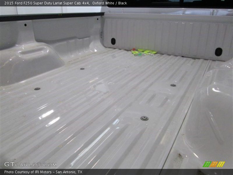 Oxford White / Black 2015 Ford F250 Super Duty Lariat Super Cab 4x4