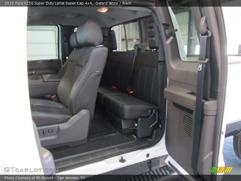 Oxford White / Black 2015 Ford F250 Super Duty Lariat Super Cab 4x4