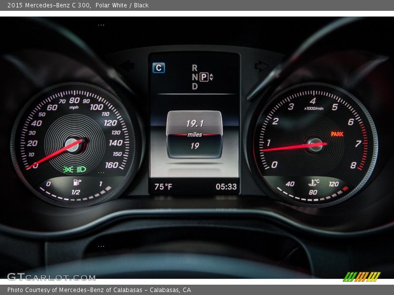 Polar White / Black 2015 Mercedes-Benz C 300