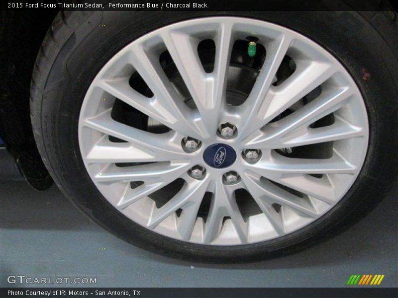  2015 Focus Titanium Sedan Wheel