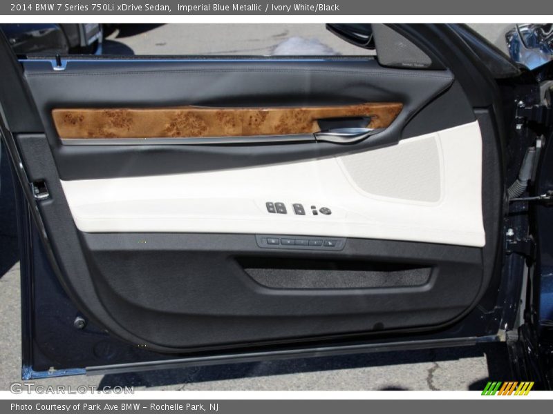 Door Panel of 2014 7 Series 750Li xDrive Sedan