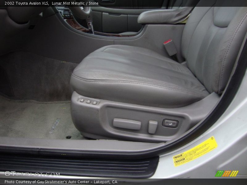 Lunar Mist Metallic / Stone 2002 Toyota Avalon XLS