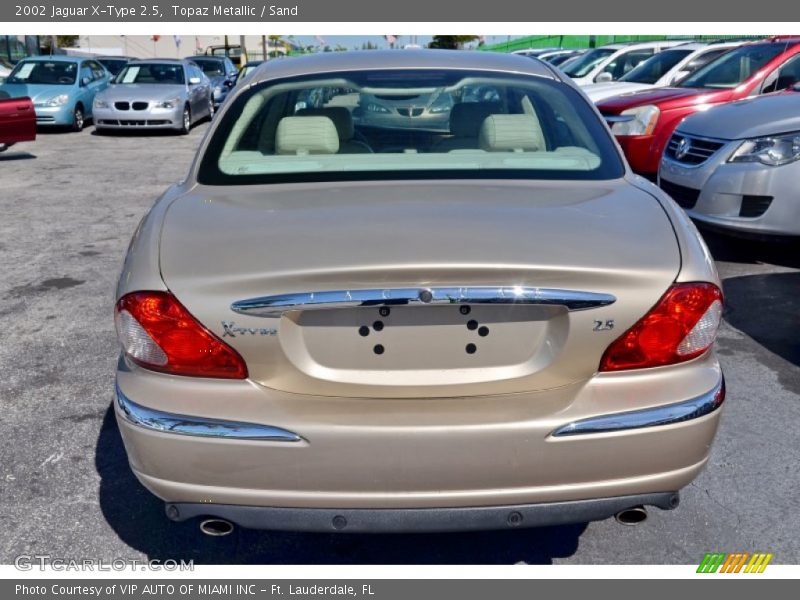 Topaz Metallic / Sand 2002 Jaguar X-Type 2.5