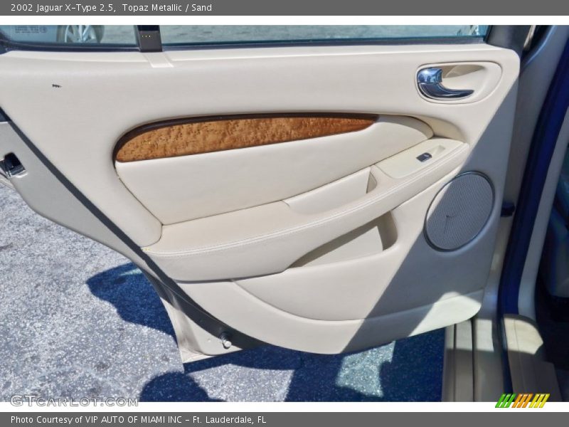 Topaz Metallic / Sand 2002 Jaguar X-Type 2.5