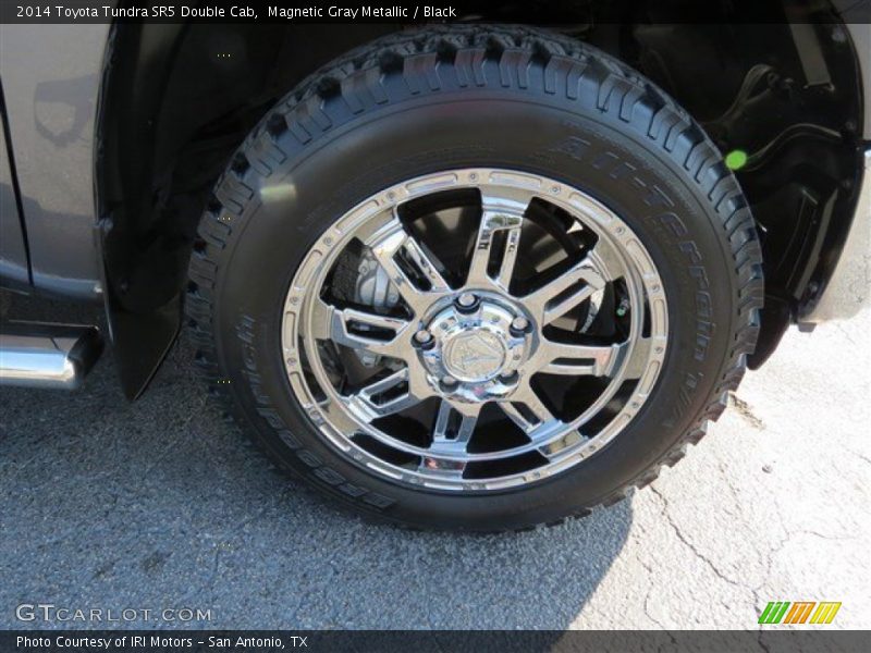 Magnetic Gray Metallic / Black 2014 Toyota Tundra SR5 Double Cab