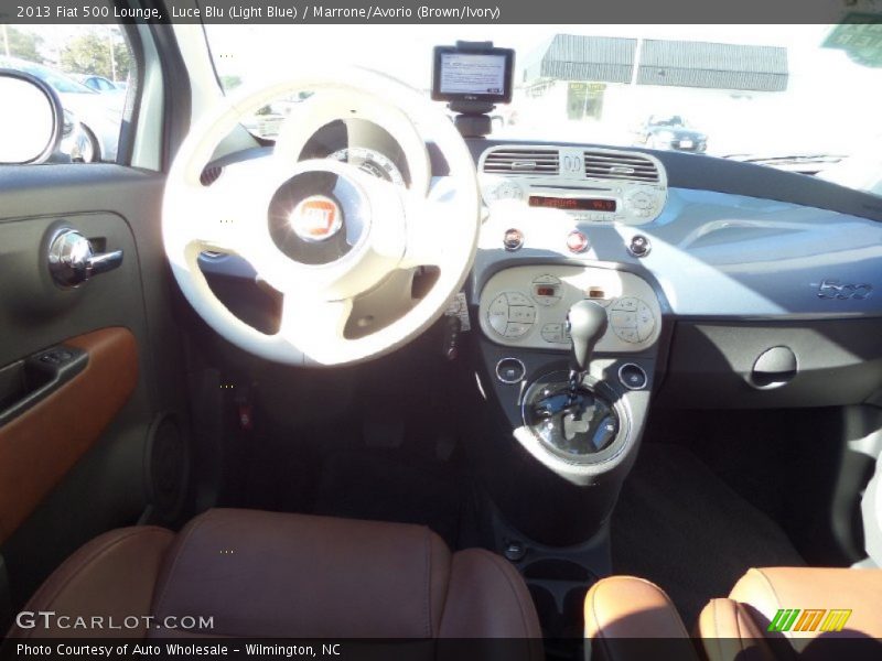 Luce Blu (Light Blue) / Marrone/Avorio (Brown/Ivory) 2013 Fiat 500 Lounge