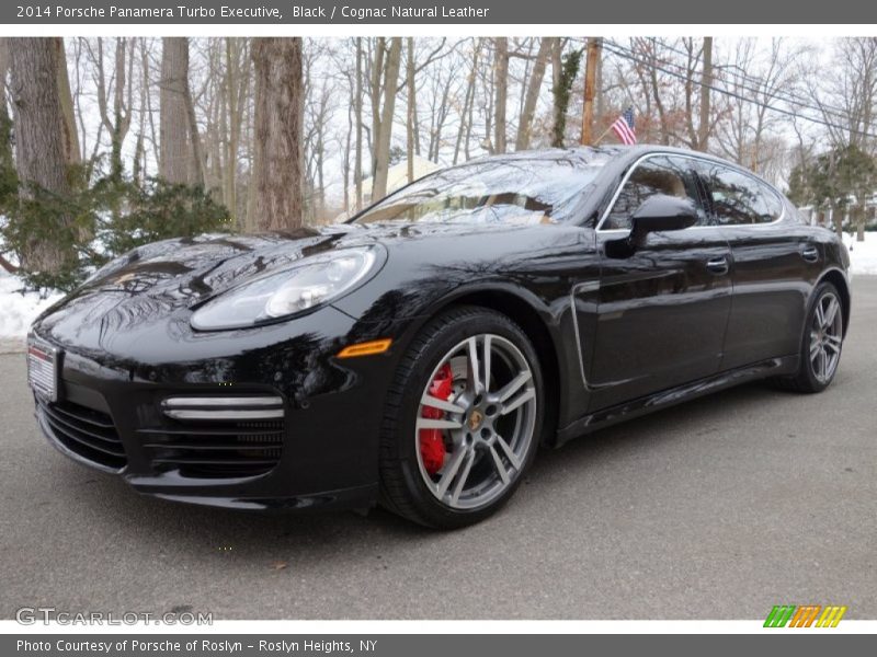 Front 3/4 View of 2014 Panamera Turbo Executive