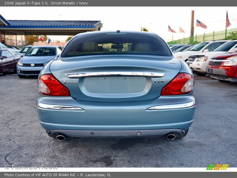 Zircon Metallic / Ivory 2006 Jaguar X-Type 3.0