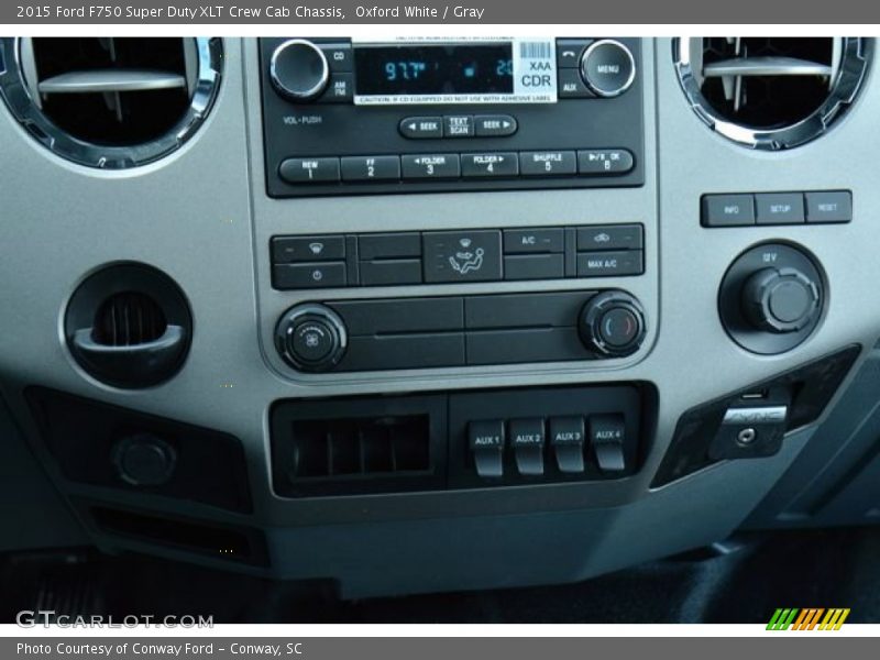 Oxford White / Gray 2015 Ford F750 Super Duty XLT Crew Cab Chassis