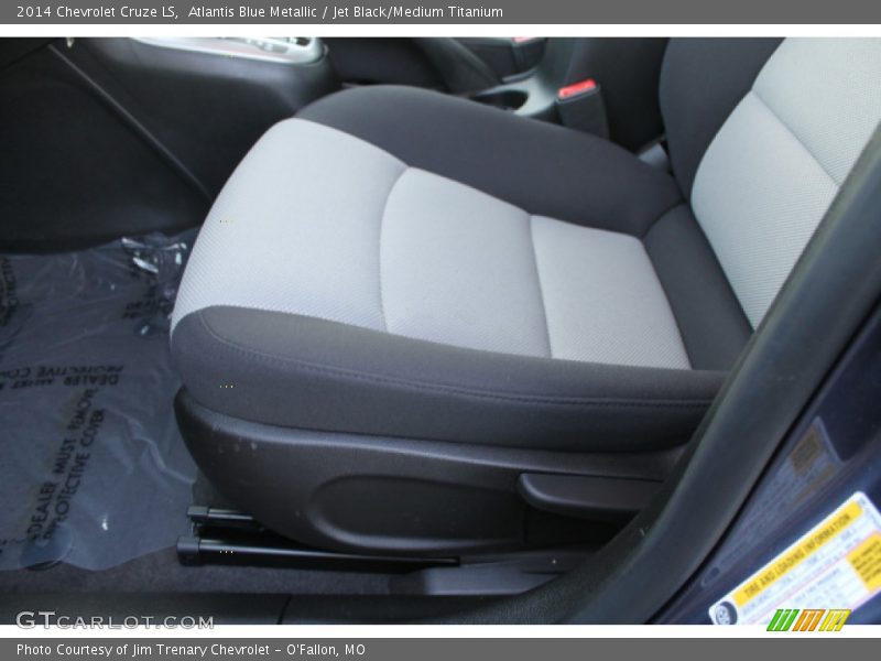 Atlantis Blue Metallic / Jet Black/Medium Titanium 2014 Chevrolet Cruze LS