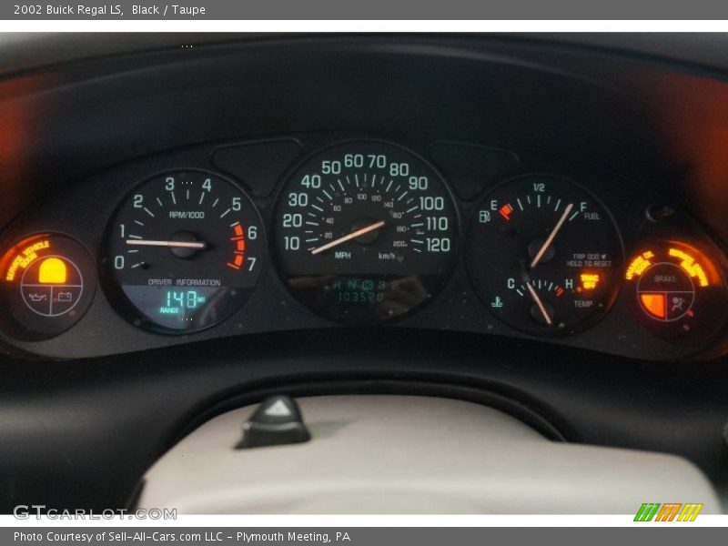 Black / Taupe 2002 Buick Regal LS