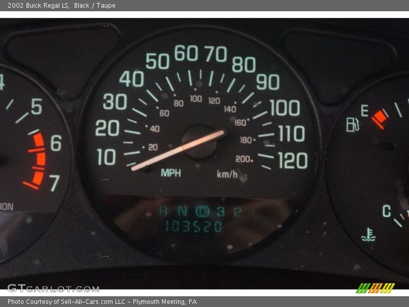 Black / Taupe 2002 Buick Regal LS
