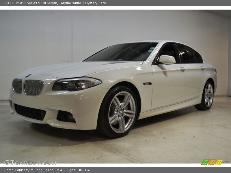 Alpine White / Oyster/Black 2013 BMW 5 Series 550i Sedan