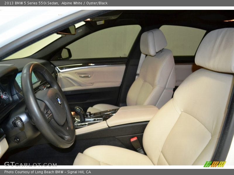 Alpine White / Oyster/Black 2013 BMW 5 Series 550i Sedan