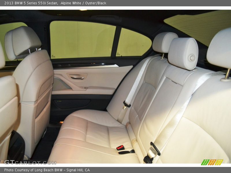 Alpine White / Oyster/Black 2013 BMW 5 Series 550i Sedan